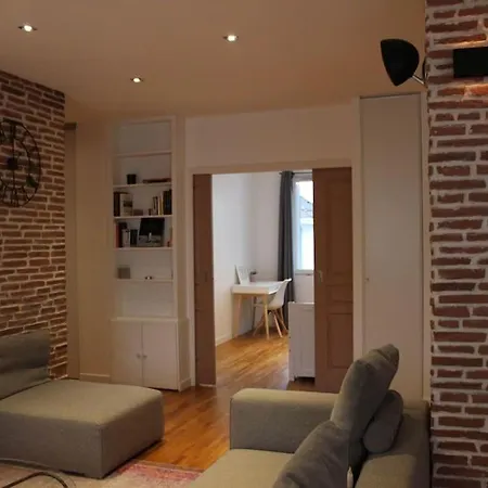 Le Jane : Centre Ville, Garage, Balcon Lejlighed Annecy