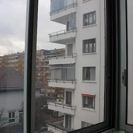 Le Jane : Centre Ville, Garage, Balcon *
